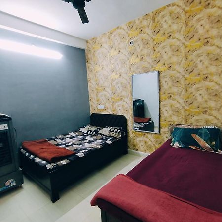 Kalpeshwar Homestay Ujjain Zimmer foto
