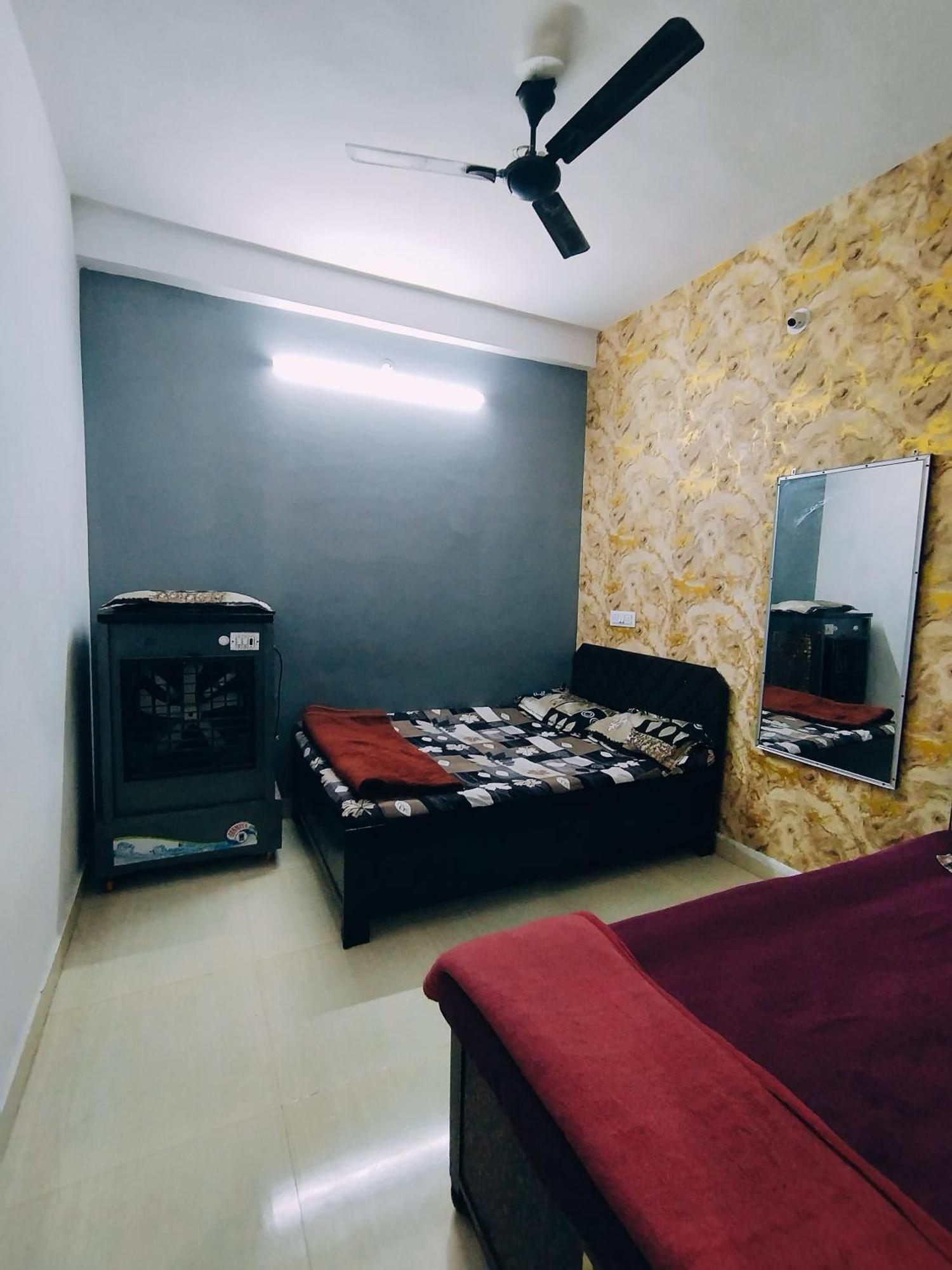 Kalpeshwar Homestay Ujjain Zimmer foto